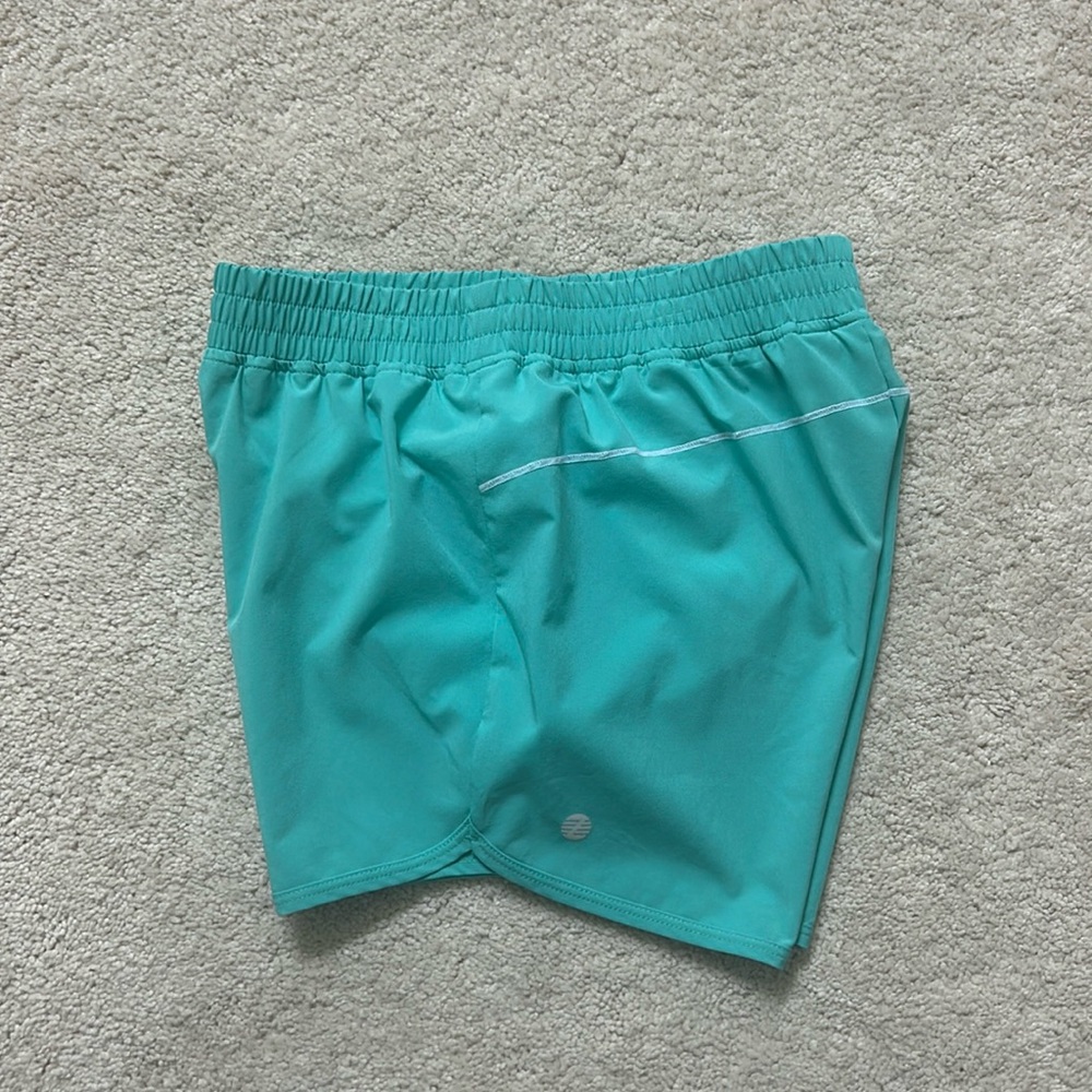 Zella | girl shorts | M 8/10 | NWOT